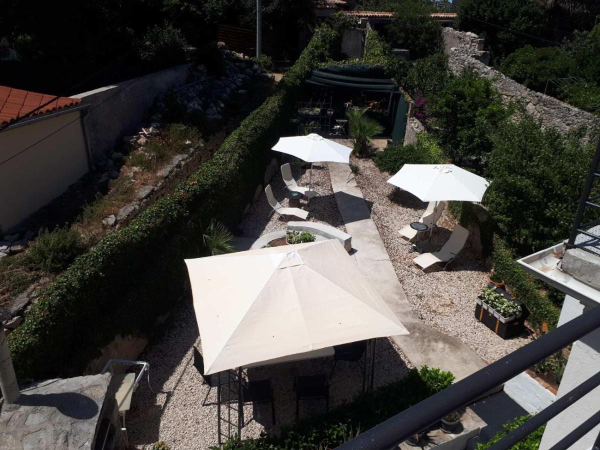 Apartments Petra 23 Mali Lošinj Exterior foto